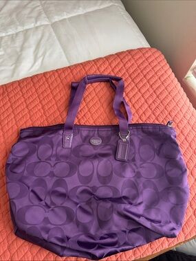 Coach Purple Signature Getaway nylon Tote Bag - Amethyst
